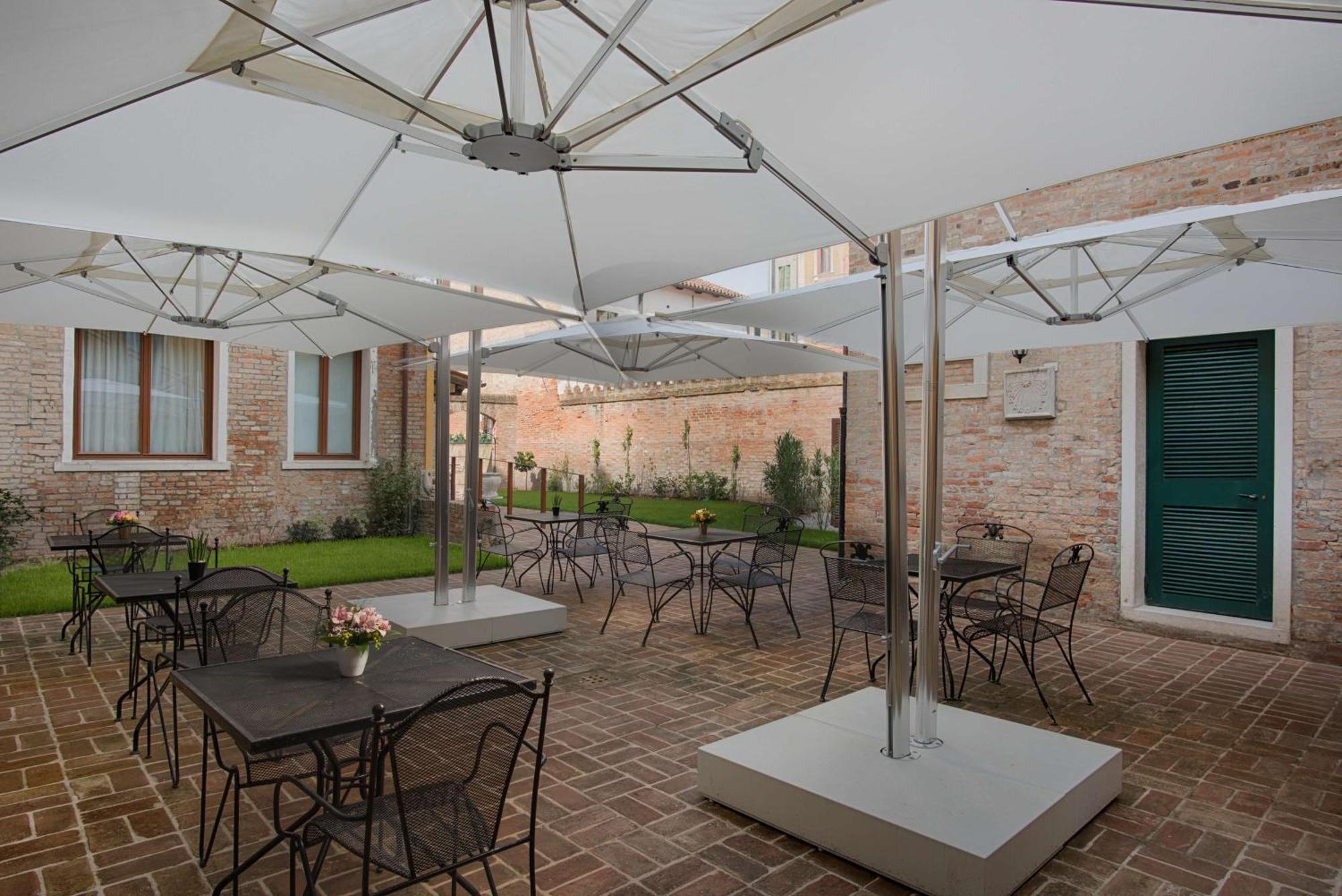 Hotel Nh Santa Lucia Venedig