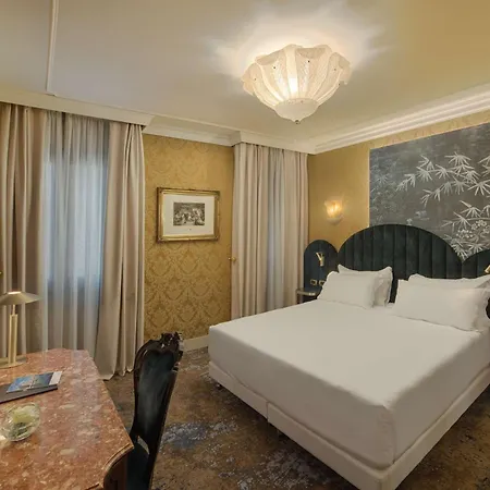 Hotel Nh Venezia Santa Lucia Exterior foto